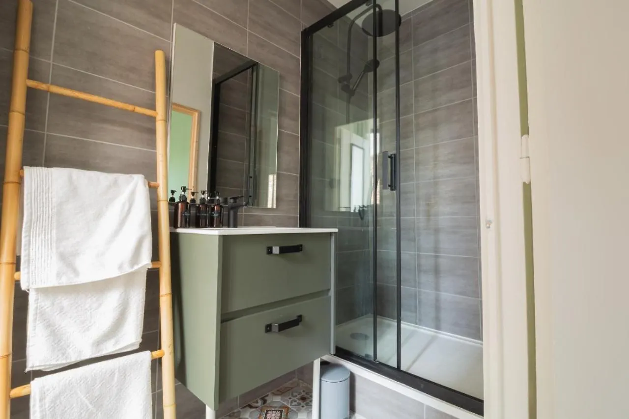 Appartement Chill And Work / Gare Tgv / Beau T2 Renove à Rennes